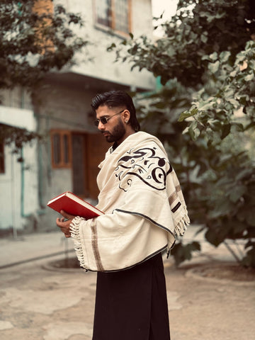 Majnoon Embroidered Shawl – Boski For Men